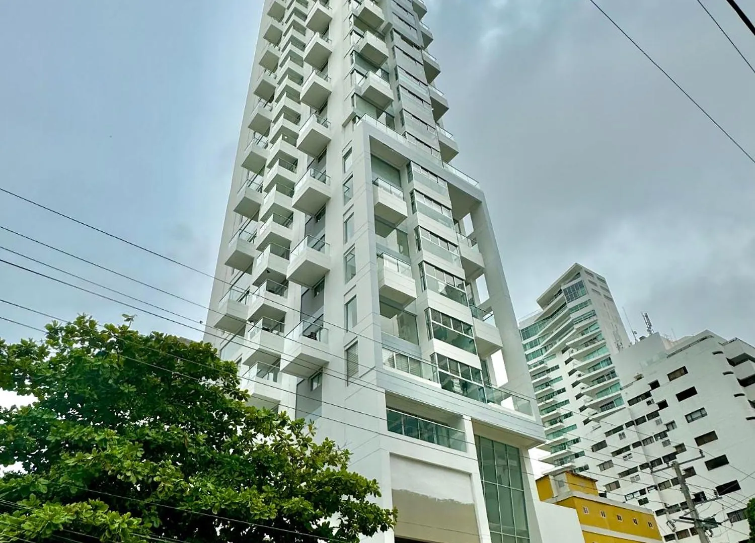 Apto Navy 6 Tripulantes Cartagena Daire